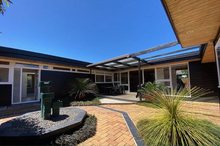 Photo of property in 24 Ashdown Place, Pahurehure, Papakura, 2113