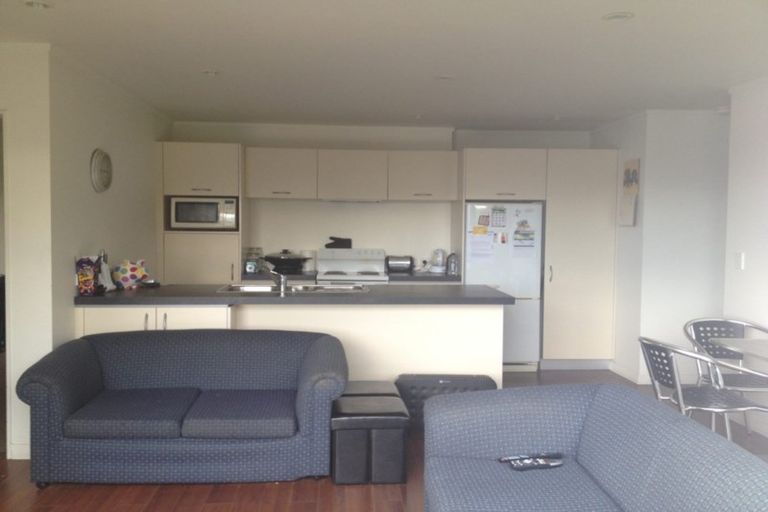 Photo of property in 53a View Road, Henderson, Auckland, 0612