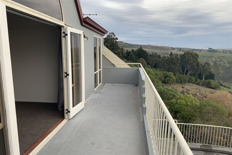 Photo of property in 14 Pentre Terrace, Cashmere, Christchurch, 8022