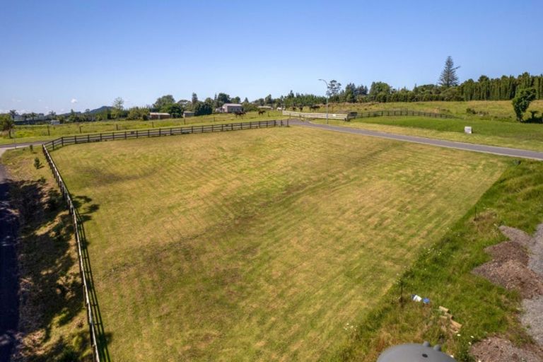 Photo of property in 2 Highland Way, Kerikeri, 0230