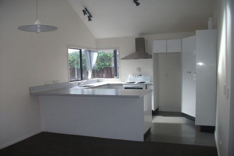 Photo of property in 106b Richmond Street, Petone, Lower Hutt, 5012