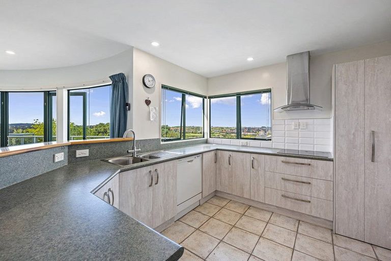 Photo of property in 5 Castaway Place, Gulf Harbour, Whangaparaoa, 0930