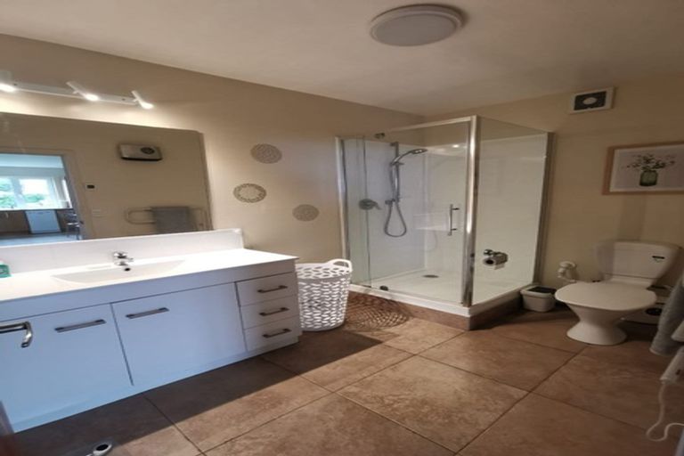 Photo of property in 3a Luxton Place, Mount Pleasant, Christchurch, 8081