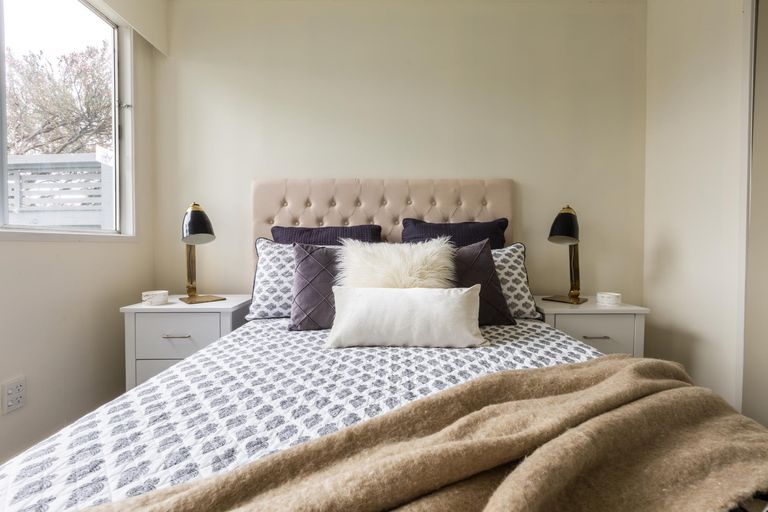 Photo of property in 2/200 Chivalry Road, Glenfield, Auckland, 0629