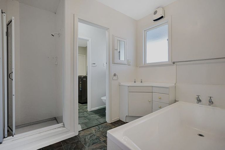 Photo of property in 17 Mona Square, Ashburton, 7700