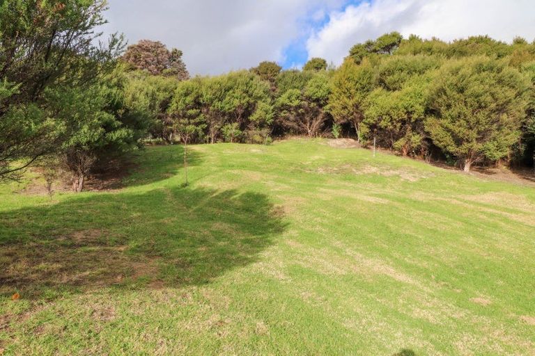 Photo of property in 12 Ngarimu Heights Row, Ngarimu Bay, Thames, 3575