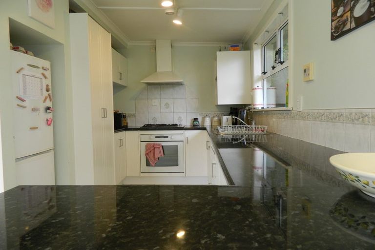 Photo of property in 54 Delhi Crescent, Khandallah, Wellington, 6035