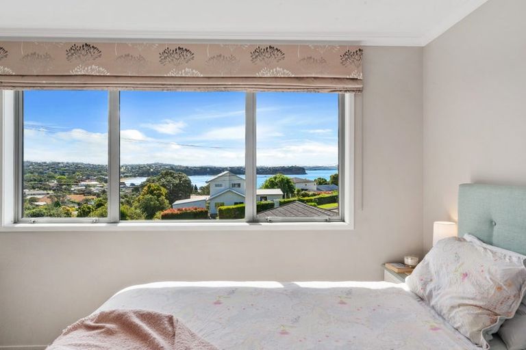 Photo of property in 1 Tindalls Bay Road, Tindalls Beach, Whangaparaoa, 0930
