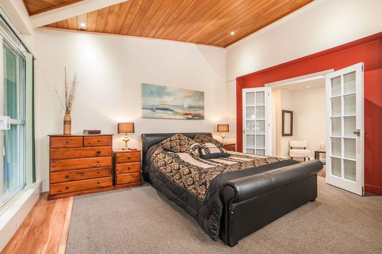 Photo of property in 30 Palomino Drive, Henderson, Auckland, 0612