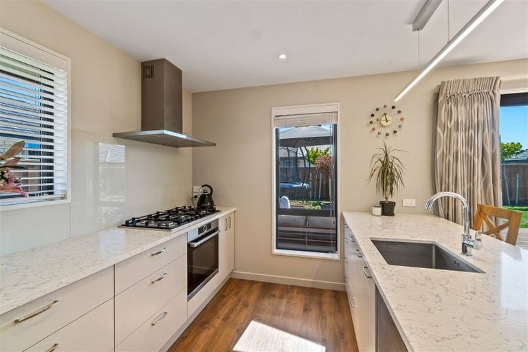 Photo of property in 53 Bradwell Crescent, Halswell, Christchurch, 8025