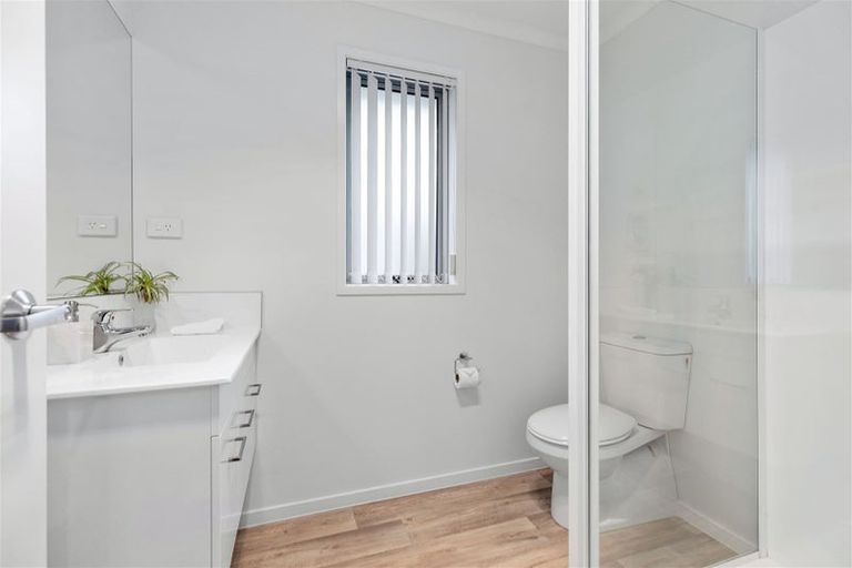 Photo of property in 12 Crest Way, Papamoa, 3118