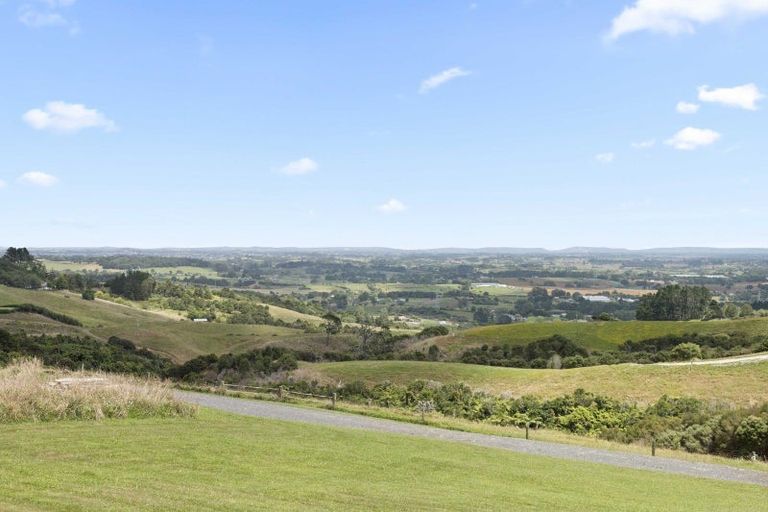 Photo of property in 490 Ararimu Road, Ramarama, Drury, 2579