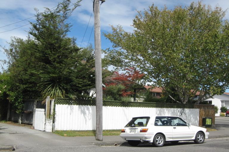 Photo of property in 2 Winton Street, St Albans, Christchurch, 8014