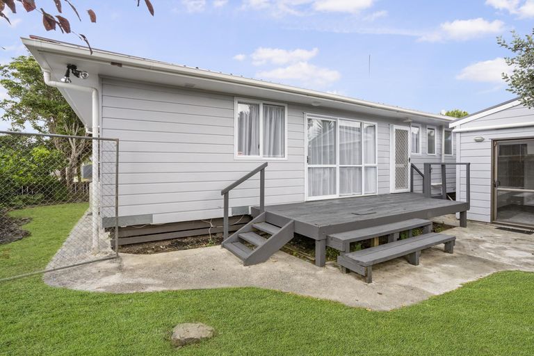 Photo of property in 17a Trevor Hosken Drive, Wiri, Auckland, 2104
