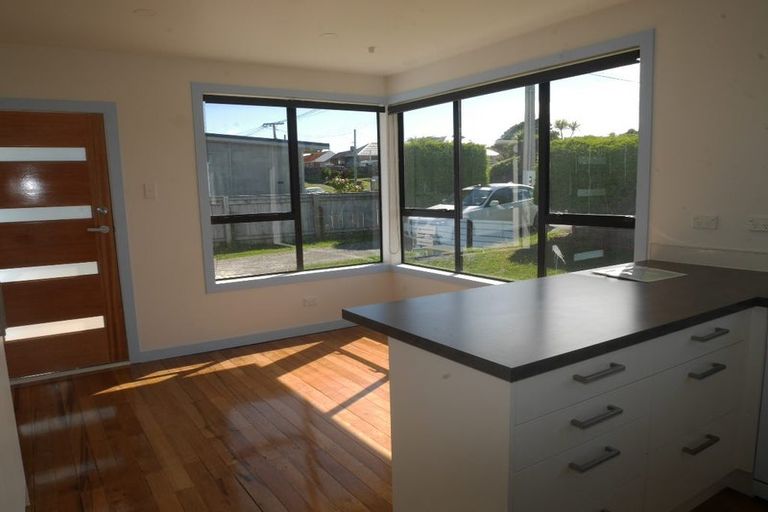 Photo of property in 21 Jillett Street, Titahi Bay, Porirua, 5022