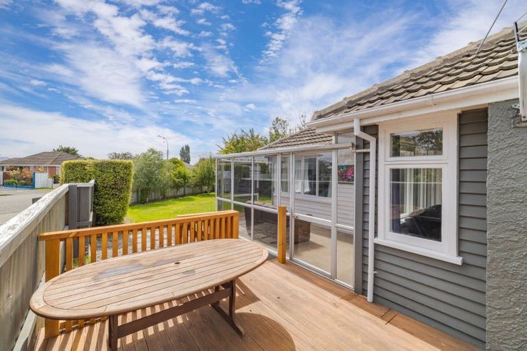 Photo of property in 66 Winters Road, Redwood, Christchurch, 8051