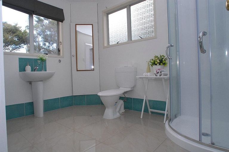 Photo of property in 1/21 Sunburst Lane, Torbay, Auckland, 0630