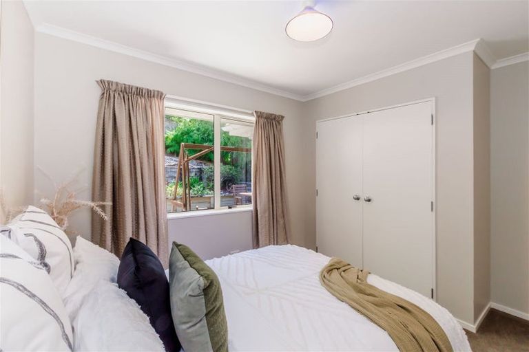 Photo of property in 14 Kennedy Place, Waikanae Beach, Waikanae, 5036