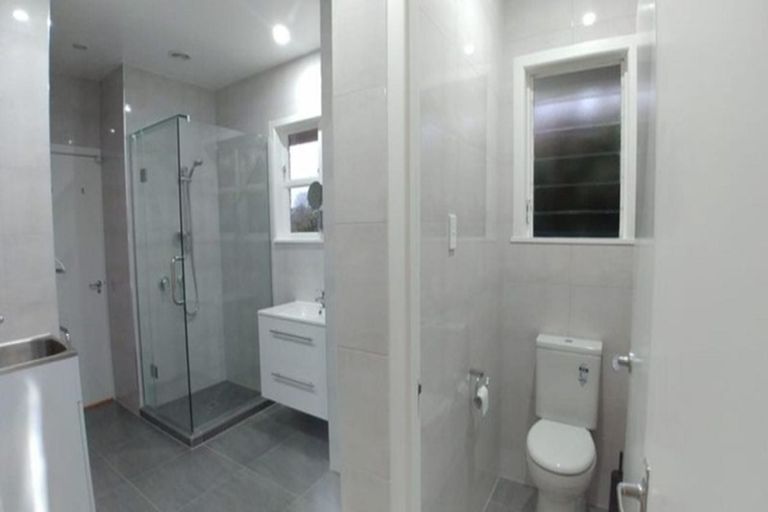 Photo of property in 17 Bleakhouse Road, Howick, Auckland, 2014