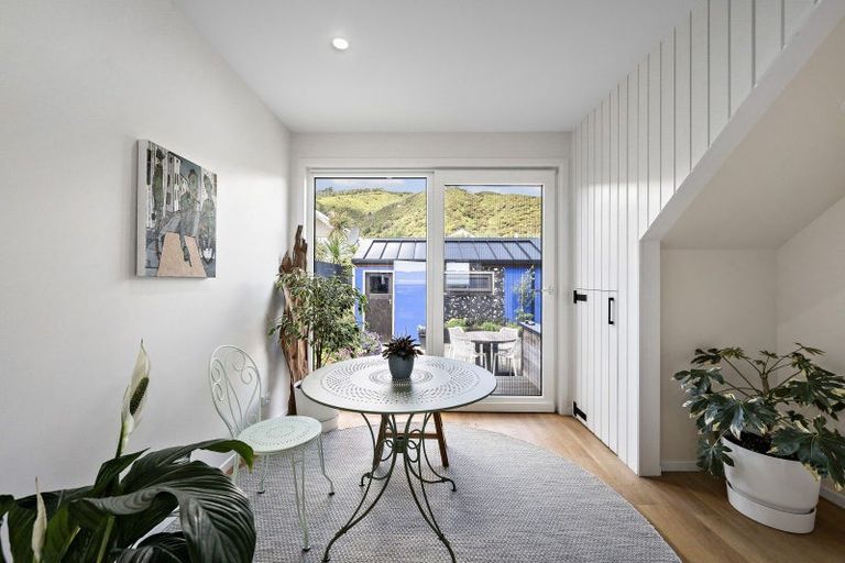 Photo of property in 133 Marine Parade, Eastbourne, Lower Hutt, 5013