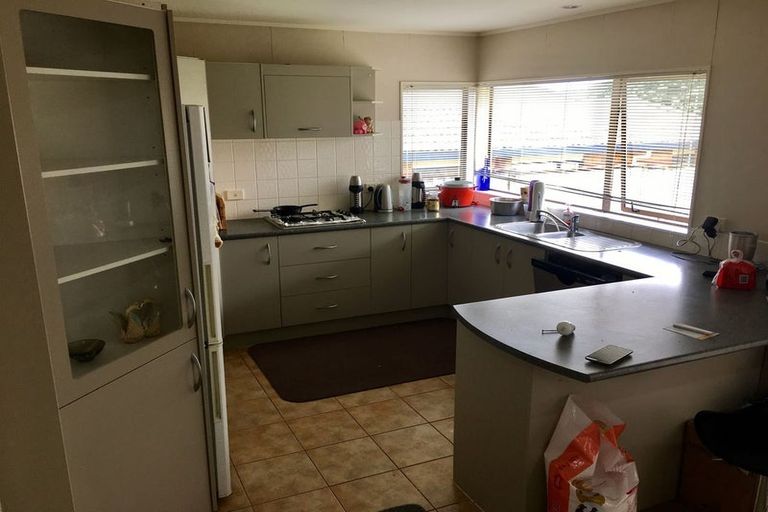 Photo of property in 10 Craigavon Drive, East Tamaki, Auckland, 2013