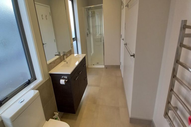 Photo of property in 215 Wainui Road, Silverdale, 0932