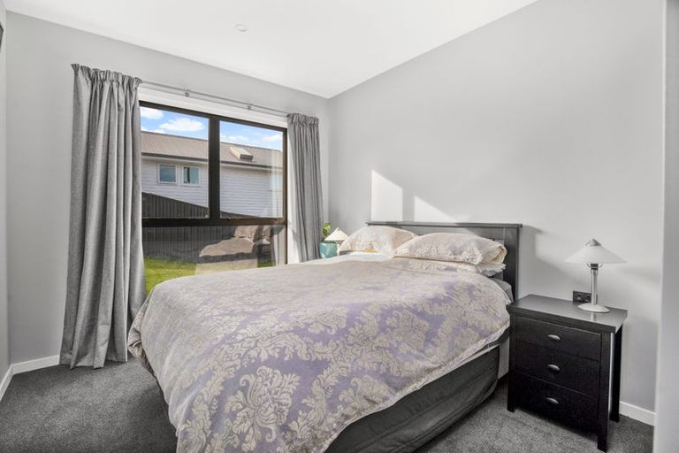 Photo of property in 27 Stratford Drive, Mount Pisa, Cromwell, 9383