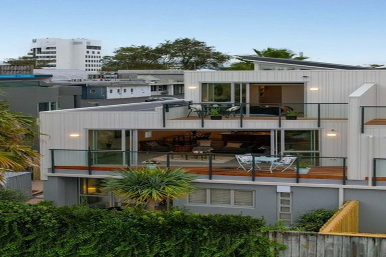 Photo of property in 19b Rostrevor Street, Hamilton Central, Hamilton, 3204