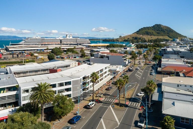 Photo of property in Algarve Apartments, 204/332 Maunganui Road, Mount Maunganui, 3116