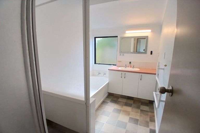 Photo of property in 4 Peter Button Place, Johnsonville, Wellington, 6037