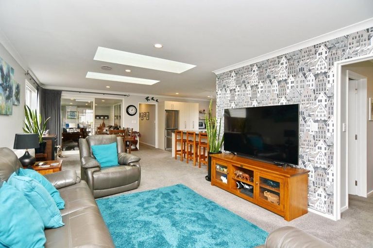 Photo of property in 26 Pounamu Place, Pegasus, 7612