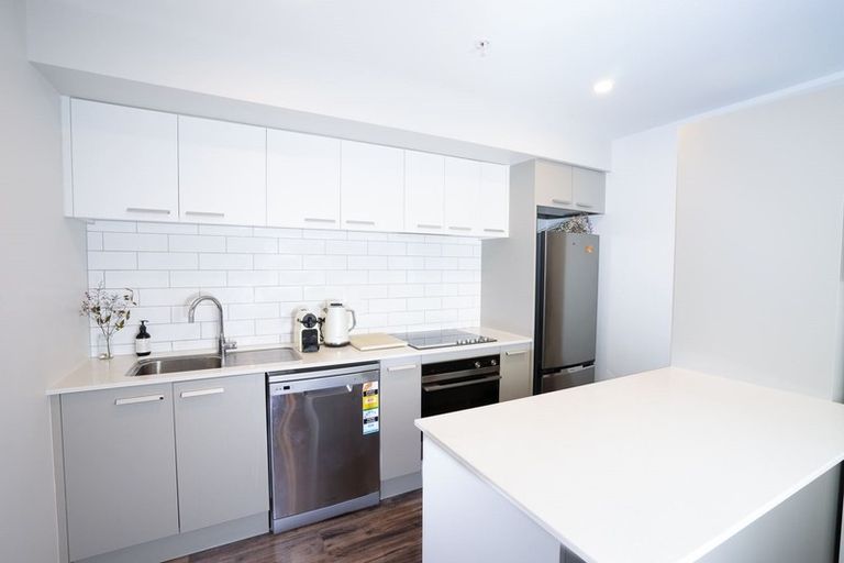 Photo of property in 308/25 Bute Road, Browns Bay, Auckland, 0630