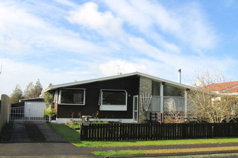 Photo of property in 7 Fiona Place, Dinsdale, Hamilton, 3204