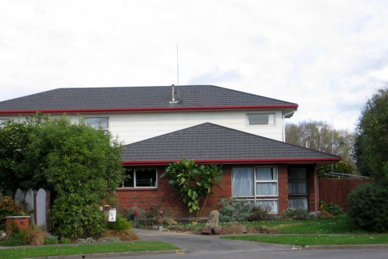 Photo of property in 15 Adrien Way, Awapuni, Palmerston North, 4412