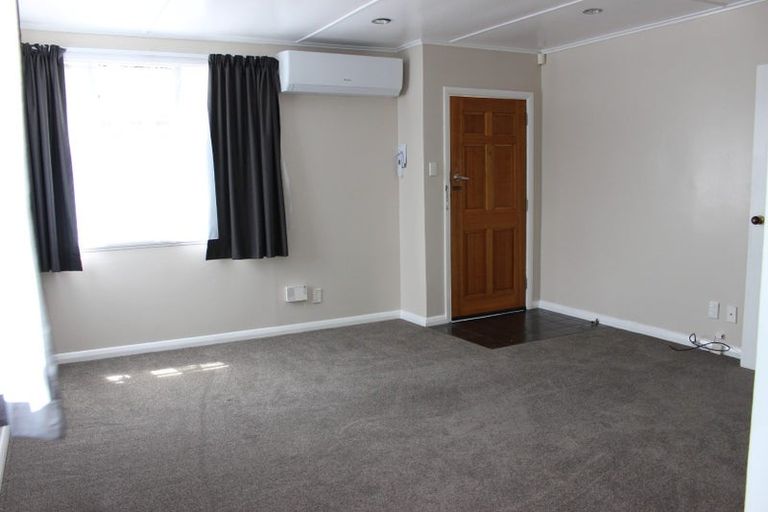 Photo of property in 1/614 Fergusson Drive, Trentham, Upper Hutt, 5018