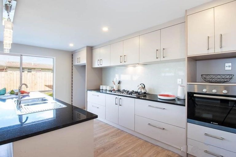 Photo of property in 50 Mays Road, St Albans, Christchurch, 8052