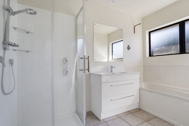 Photo of property in 38 Simmental Crescent, Somerville, Auckland, 2014