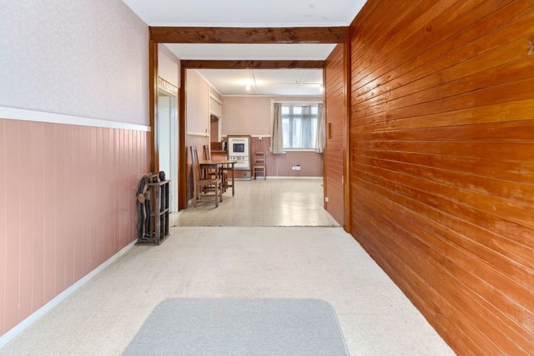 Photo of property in 4 Okoroire Street, Tirau, 3410