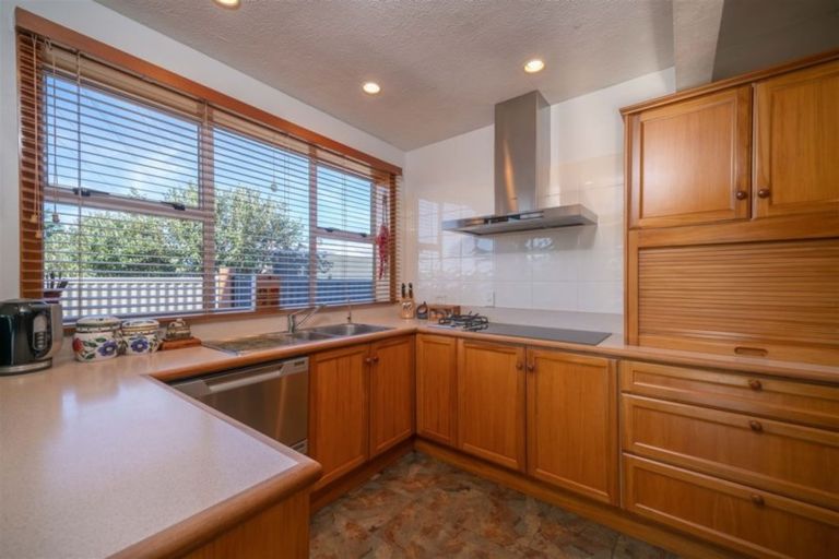 Photo of property in 73 Balcairn Street, Halswell, Christchurch, 8025