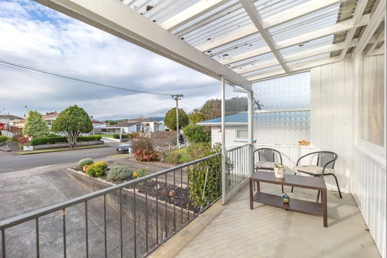 Photo of property in 34 Highbury Drive, Levin, 5510