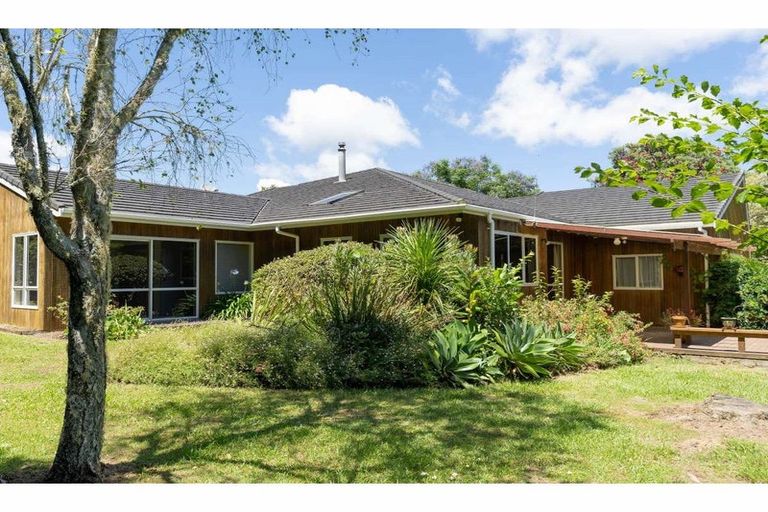 Photo of property in 1 James Kemp Place, Kerikeri, 0230