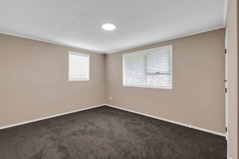Photo of property in 12 Oleander Place, Bell Block, New Plymouth, 4312