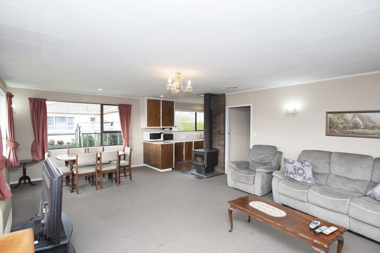 Photo of property in 56 Grange Street, Winton, 9720