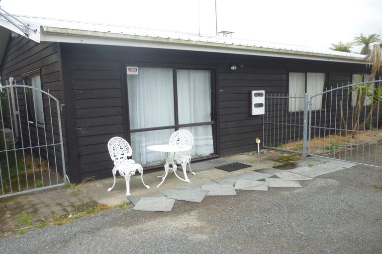 Photo of property in 121a Lake Road, Koutu, Rotorua, 3010