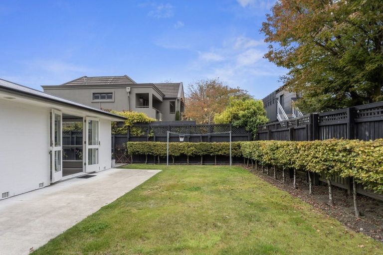 Photo of property in 4/135 Aikmans Road, Merivale, Christchurch, 8014