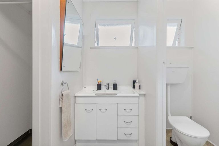 Photo of property in 52b Berkley Avenue, Hillcrest, Hamilton, 3216