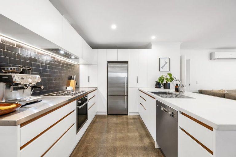 Photo of property in 9/36 Dee Street, Island Bay, Wellington, 6023