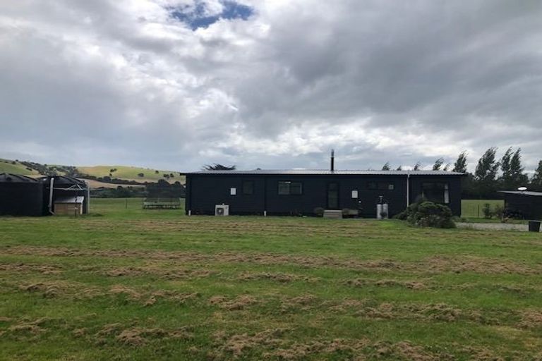 Photo of property in 34 Admiral Road, Gladstone, Masterton, 5883