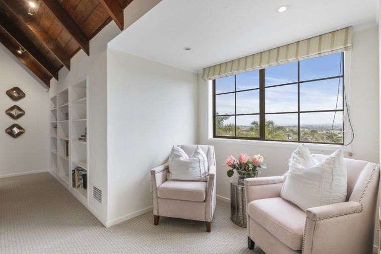 Photo of property in 7 Luana Way, Bucklands Beach, Auckland, 2014