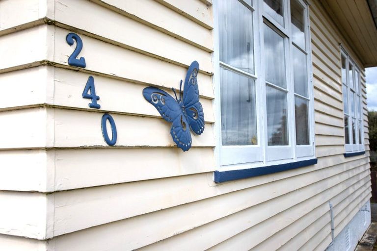 Photo of property in 240 High Street, Dannevirke, 4930